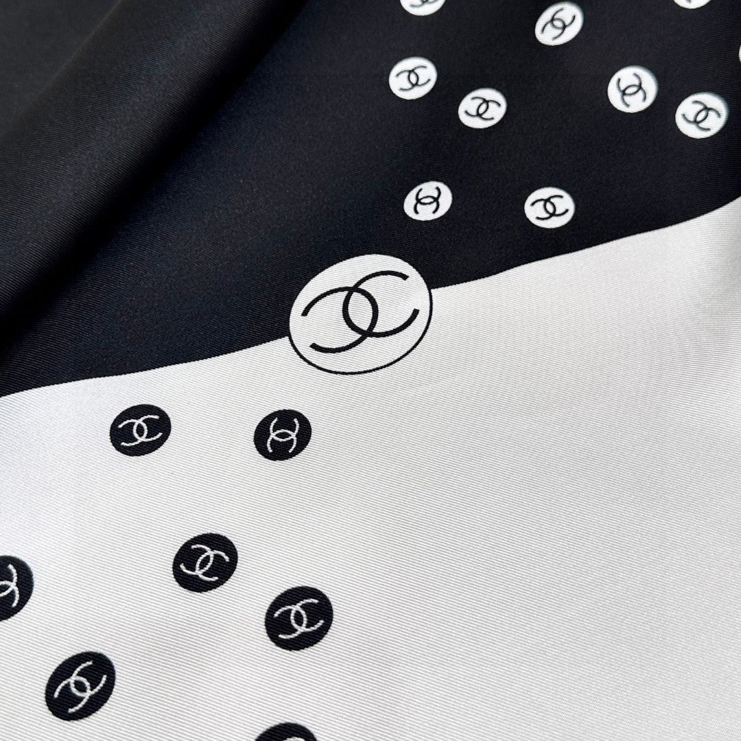 CHANEL 25S SCARF 90 IN SILK 732108 mysite