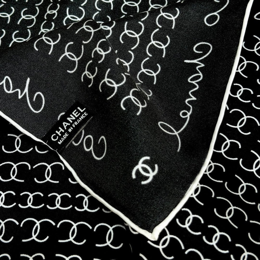 CHANEL 25S SCARF 90 IN SILK 732137 mysite