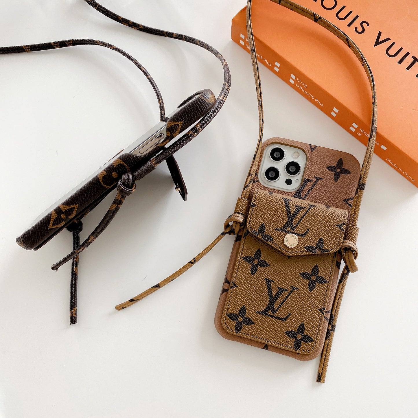 Lou Leather Chain iPhone Case mysite