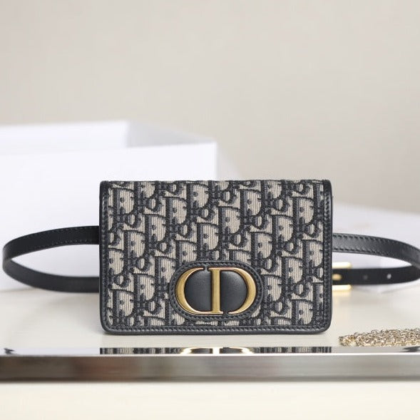 30 MONTAIGNE 19CM BLUE OBLIQUE EMBROIDERY mysite