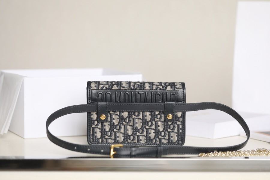 30 MONTAIGNE 19CM BLUE OBLIQUE EMBROIDERY mysite