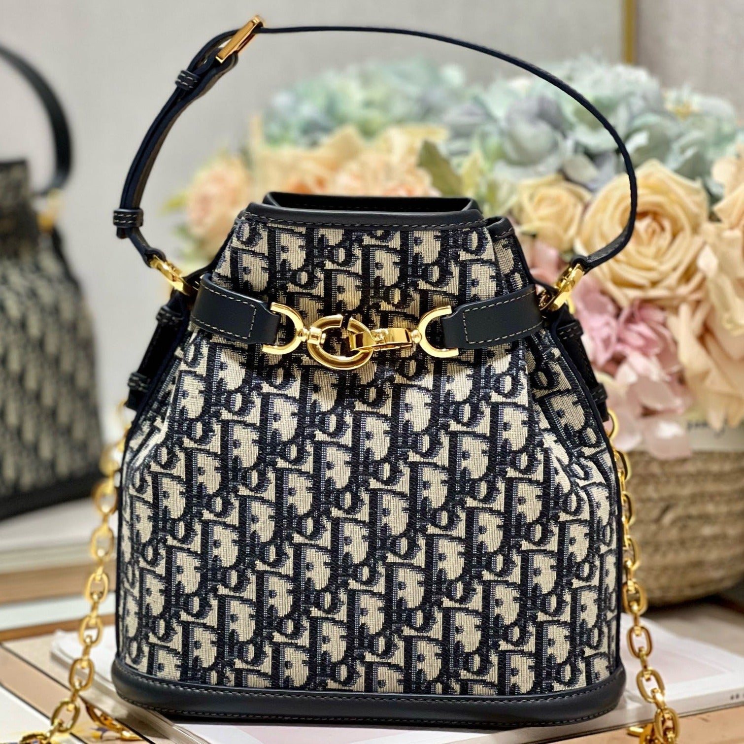 CEST CD 24CM BLUE OBLIQUE EMBROIDERY mysite