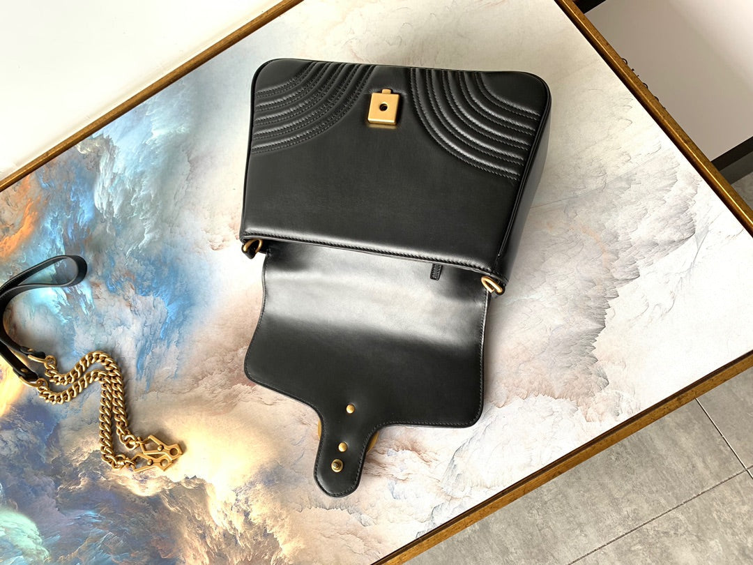 GG Marmont 26.5cm Black Calfskin Gold Hardware mysite