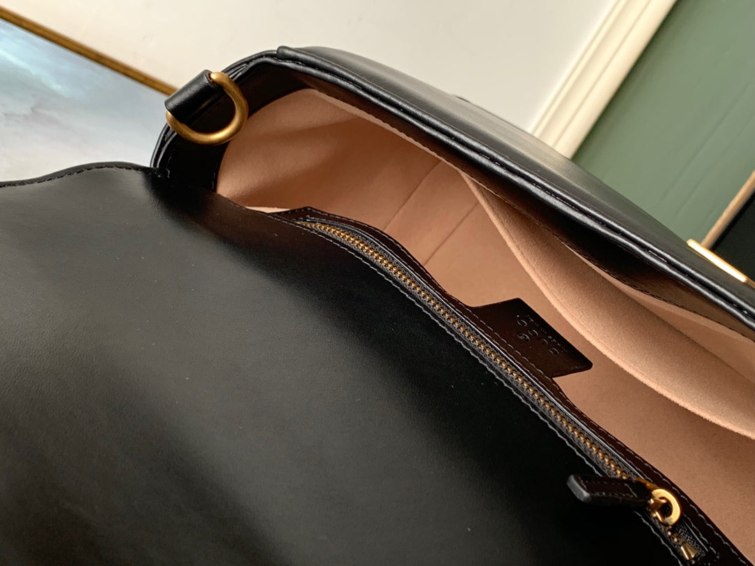 GG Marmont 26.5cm Black Calfskin Gold Hardware mysite