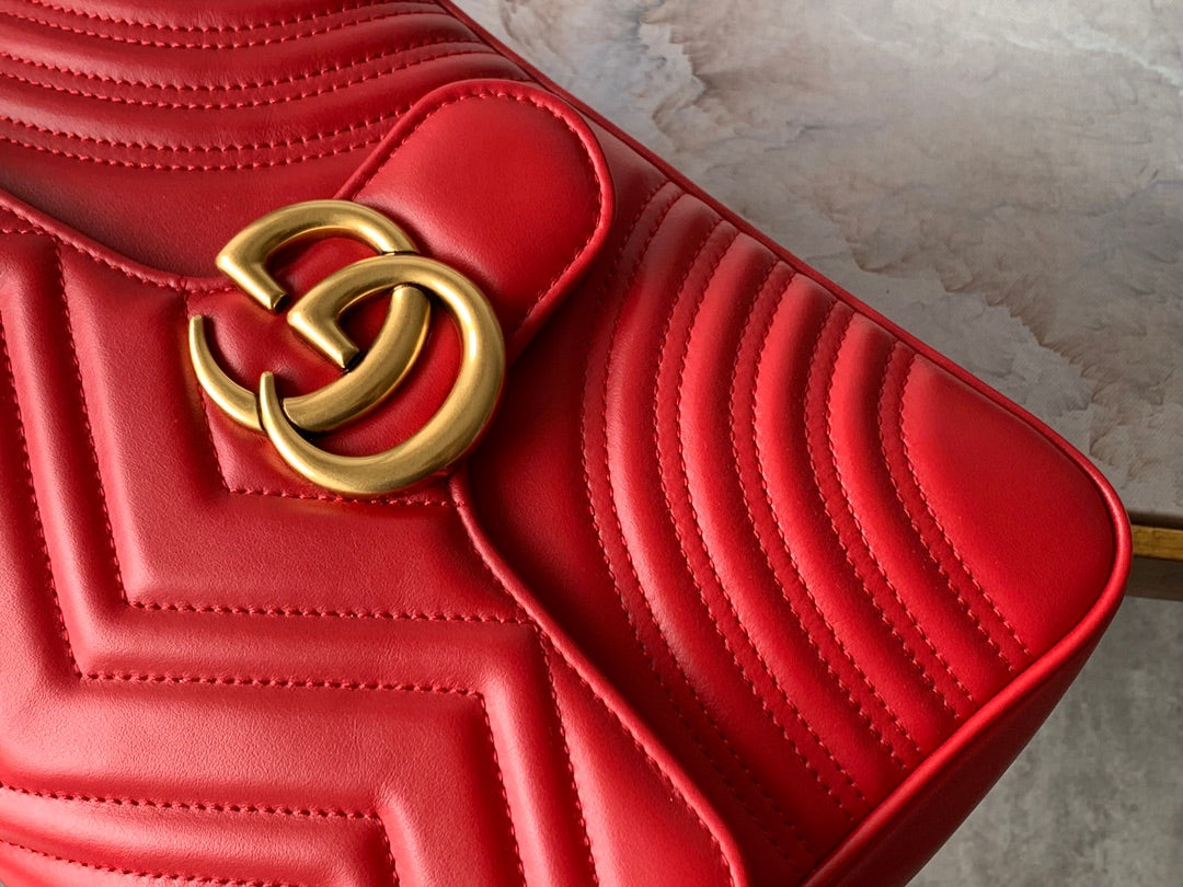 GG Marmont 26.5cm Red Calfskin Gold Hardware mysite
