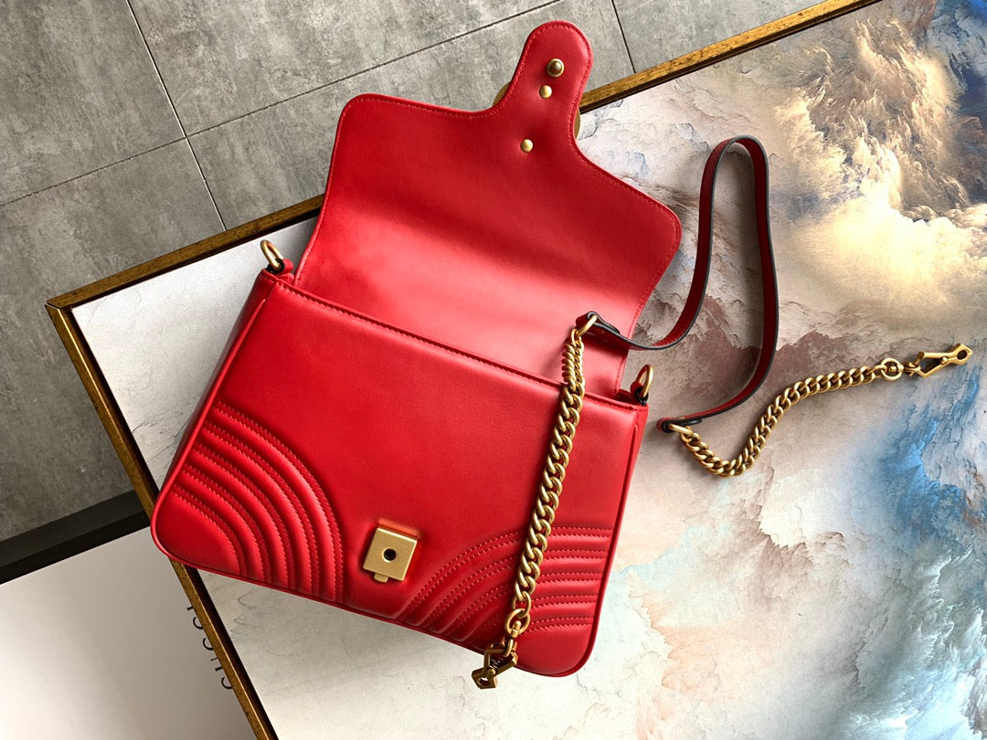 GG Marmont 26.5cm Red Calfskin Gold Hardware mysite