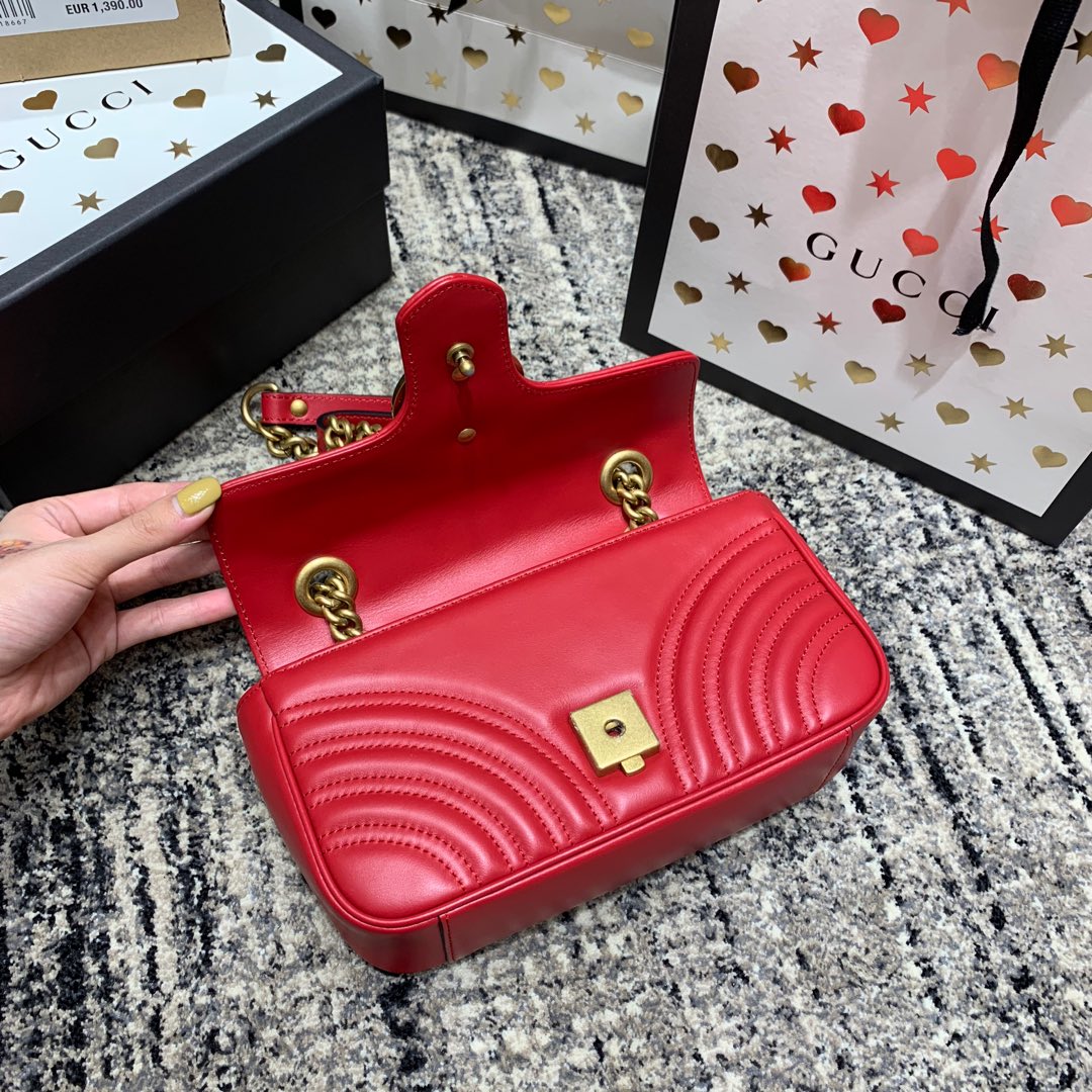 GG Marmont 22cm Red Calfskin Gold Hardware mysite