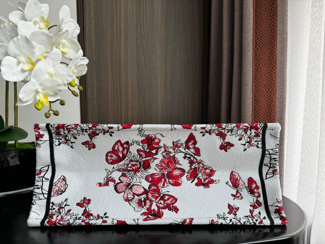 Large CD Book Tote 42cm White and Red Heart Butterfly Embroidery mysite