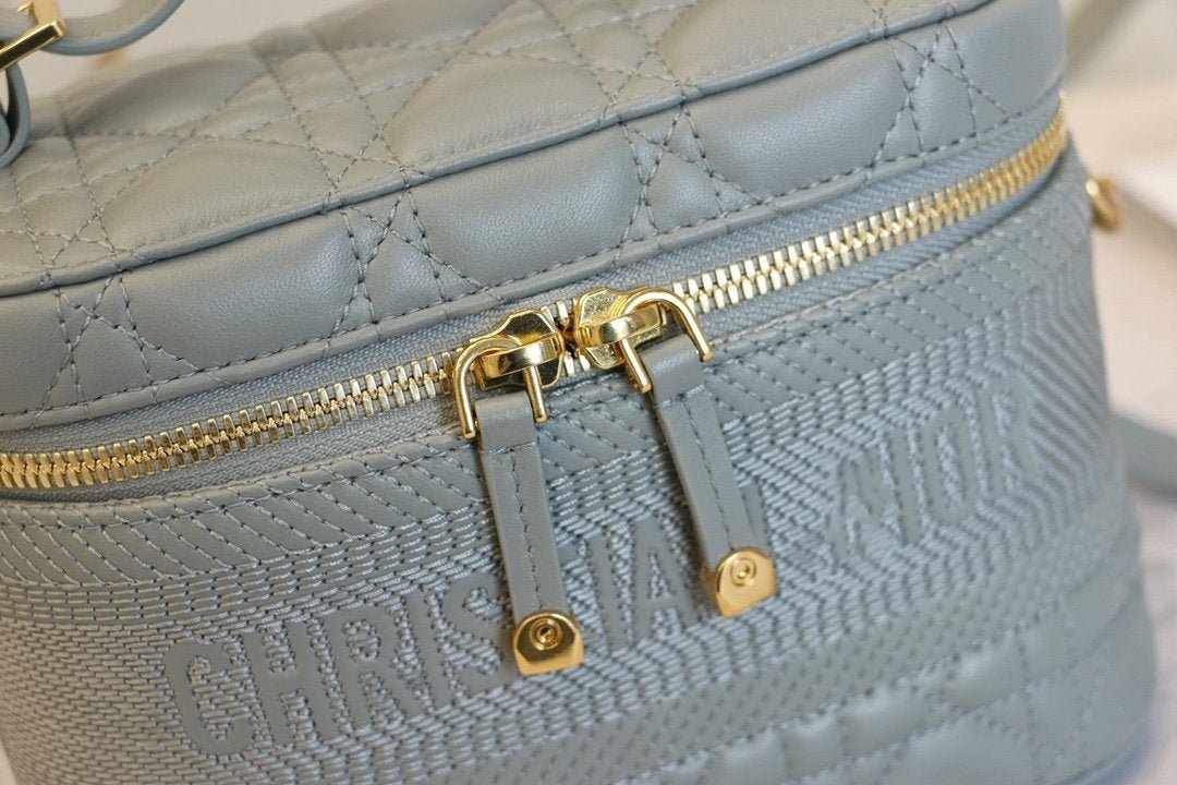 SMALL TRAVEL VANITY CASE CLOUD BLUE LAMBSKIN mysite