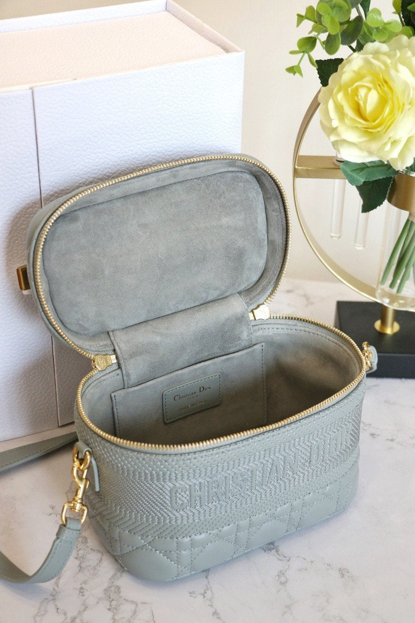 SMALL TRAVEL VANITY CASE CLOUD BLUE LAMBSKIN mysite