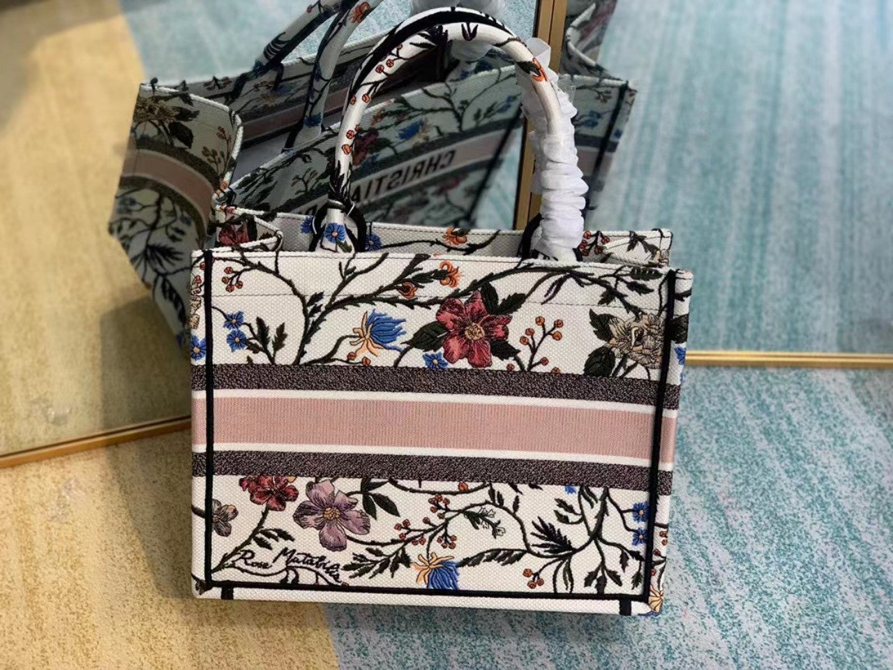 MEDIUM LADY D-LITE 24 PINK MULTI COLOR PAISLEY EMBROIDERY mysite