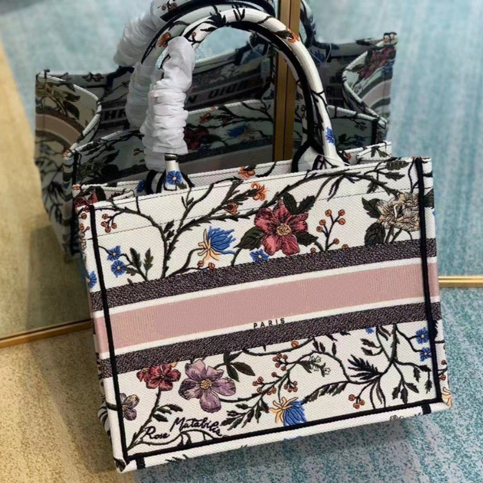 MEDIUM LADY D-LITE 24 PINK MULTI COLOR PAISLEY EMBROIDERY mysite